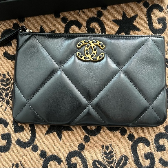 Chanel 19 Pouch - Authentic BNIB - Picture 6 of 15